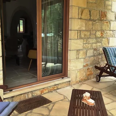 Villa Iris Vryses